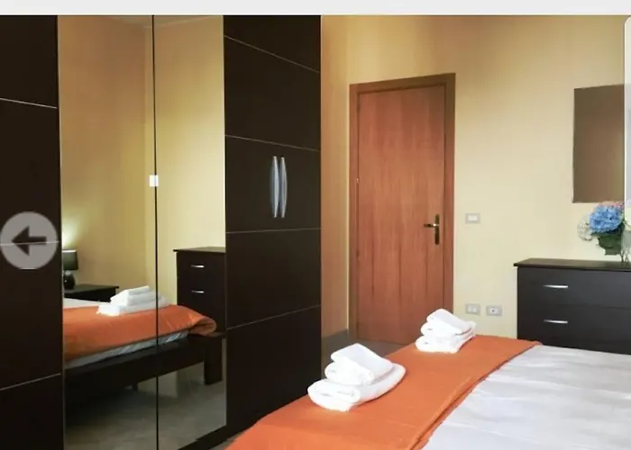 Bettamino Otranto, Porta D'oriente *